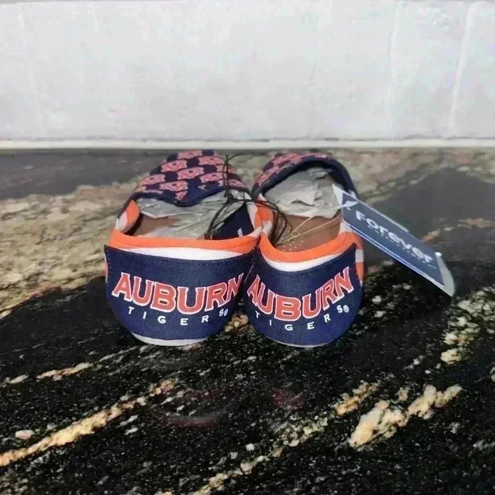 Auburn Tigers Woman’s Shoes, Size S, Blue and Orange (5-6) - Picture 2 of 9